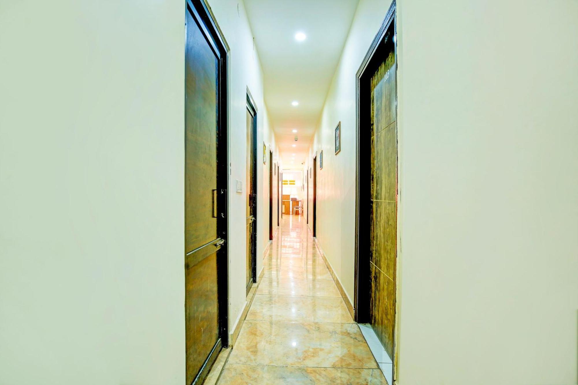 Hotel O Grace Villa Ludhiana Exteriör bild